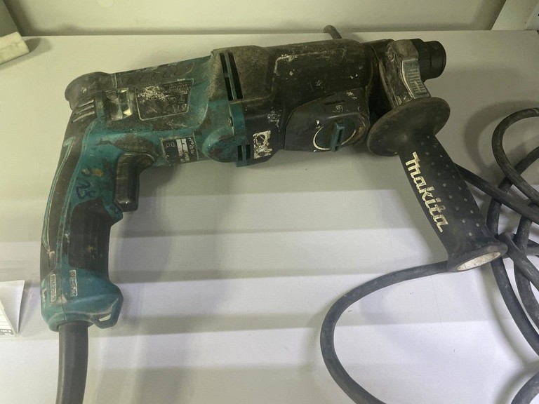 Оголошення Makita HR2610 Б/У