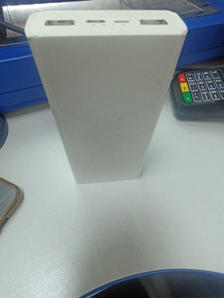 Объявление Xiaomi mi power bank 3 20000 mah usb-c 18w Б/У