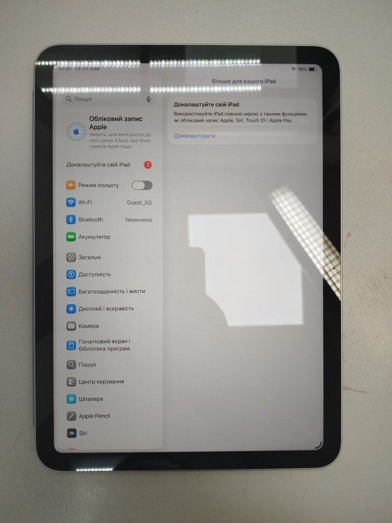 Купить Apple iPad 2025 Wi-Fi 256GB Blue (MD4H4) Б/У