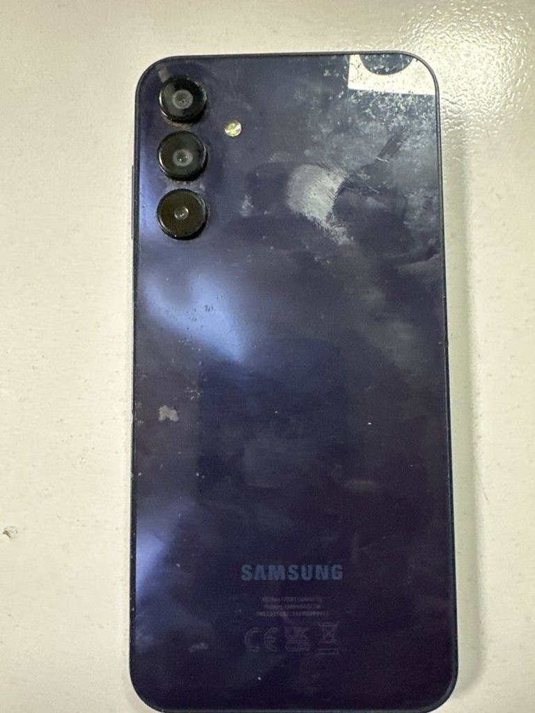 Оголошення Samsung galaxy a15 sm-a155f 4/128gb Б/У