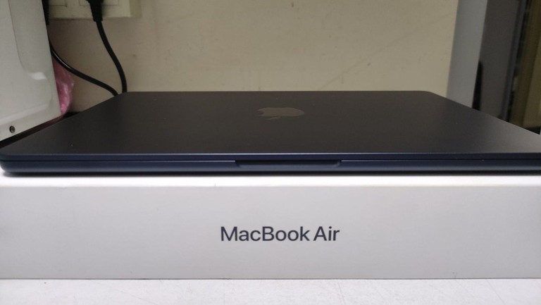 Apple macbook air 13,6" 2025 mc6t4 / apple m4/ 8 core gpu/ ram 16gb/ ssd 256gb/ a3240 Код:01-200973774. Зображення 7