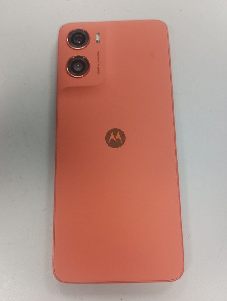Оголошення Motorola moto g06 4g 4/64gb tendril Б/У