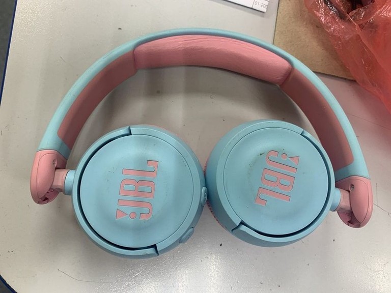 Купити Jbl jr310bt Б/У
