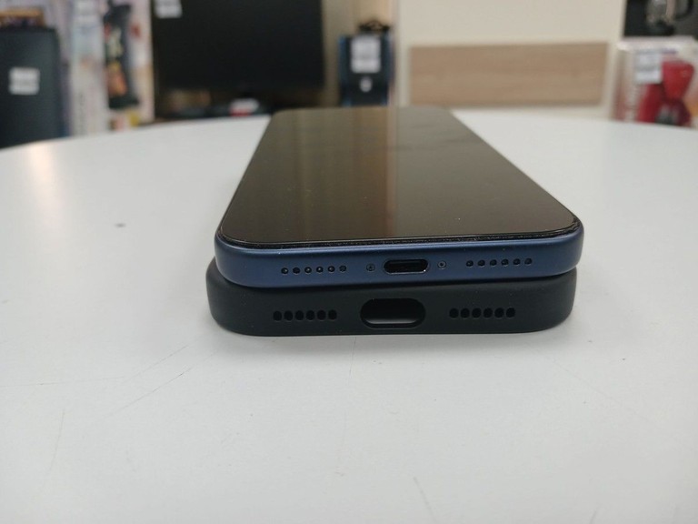 Оголошення Apple iPhone 17 Pro Max 512GB Dual SIM Deep Blue (MG084) Б/У
