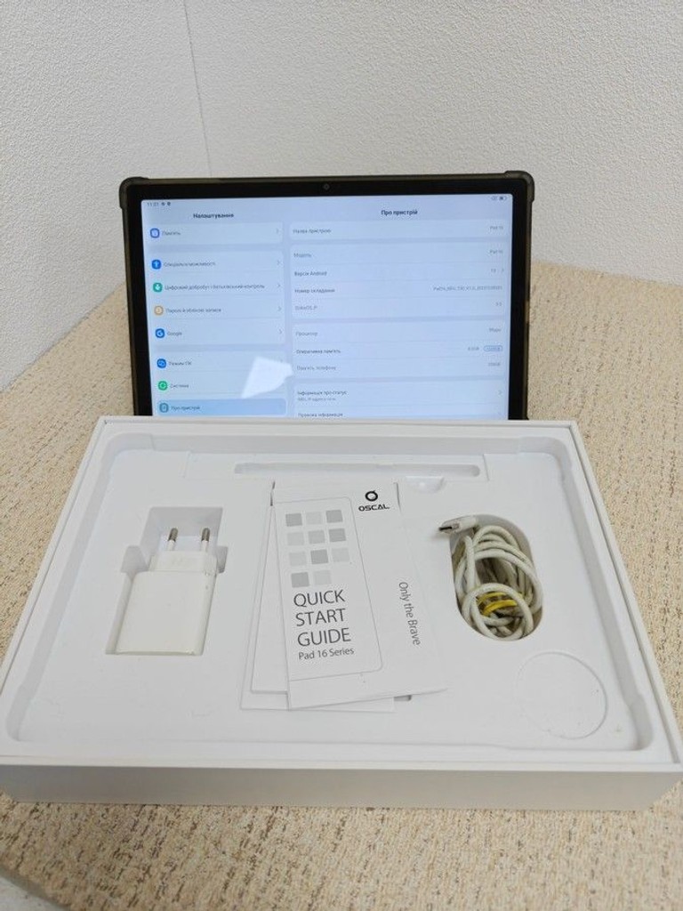 Дешиво Oscal Pad 16 8/256GB Space Gray с ломбарда