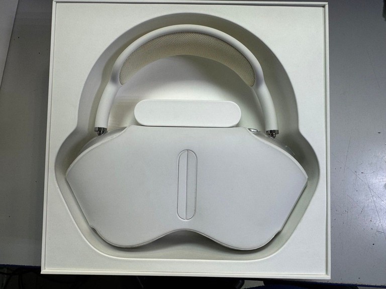 Купити Apple airpods max Б/У