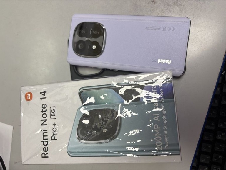 Купити Xiaomi redmi note 14 pro+ 5g 12/512gb Б/У