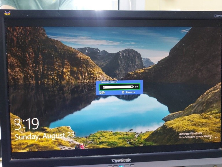 Купити Viewsonic va1916w-4 Б/У