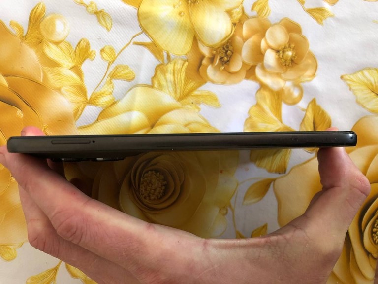 Дешиво Motorola Moto G77 8/256GB Shaded Spruce (PBAW0027) с ломбарда