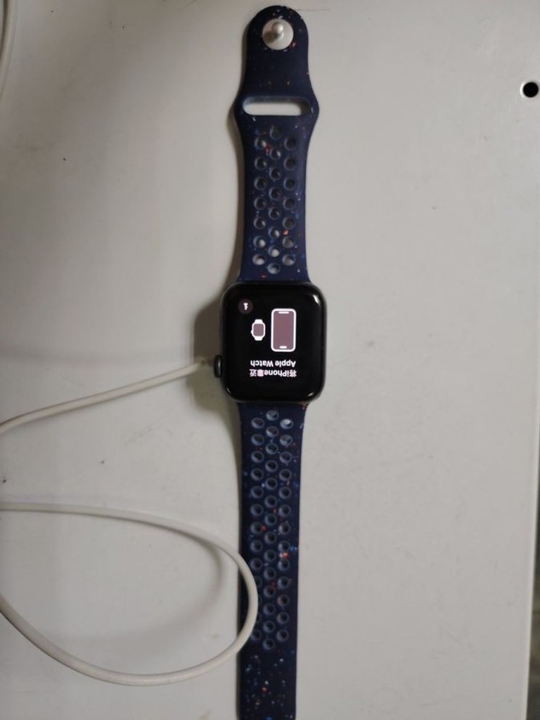 Купить Apple watch se gps + cellular 40mm aluminum case Б/У