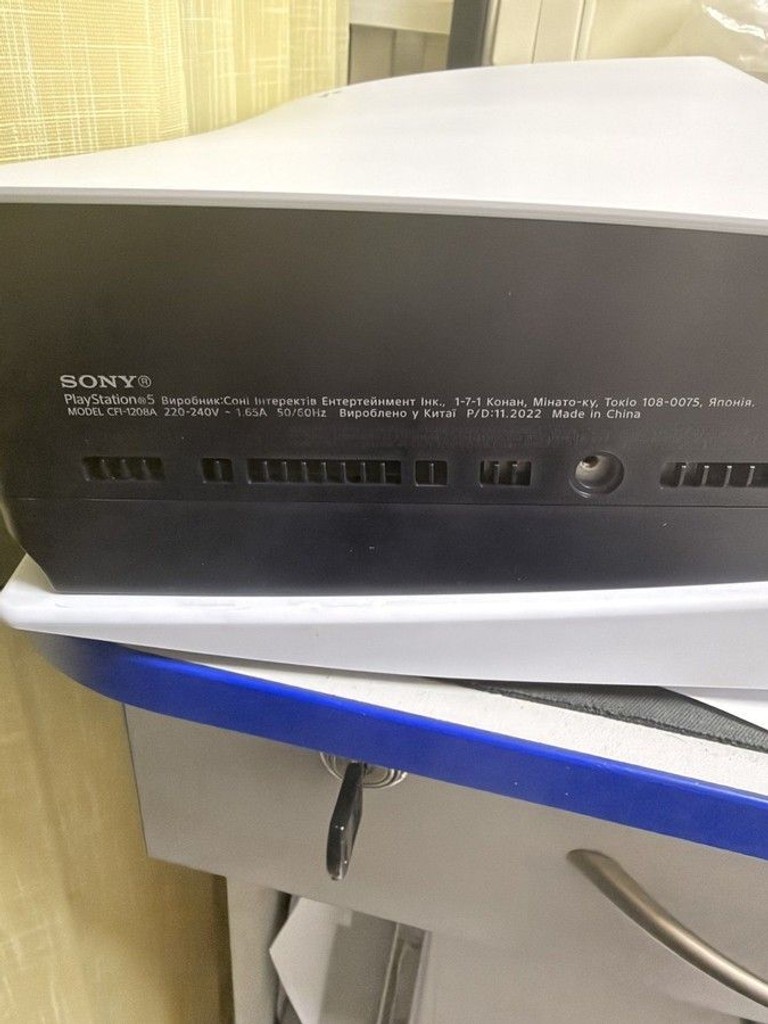 Sony ps 5 cfi-1208a 825gb два джойстика+диск Код:01-201144803. Зображення 5