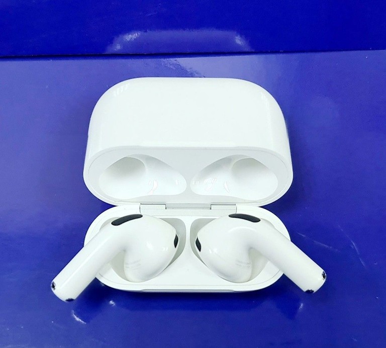 Распродажа Apple airpods 4, продавец Техноскарб