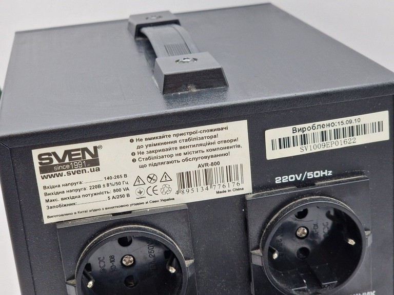 Дешиво Sven avr-800 с ломбарда