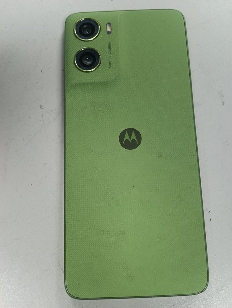 Объявление Motorola moto g06 4g 4/64gb tendril Б/У