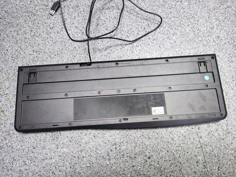 Распродажа Logitech k120, продавец Техноскарб