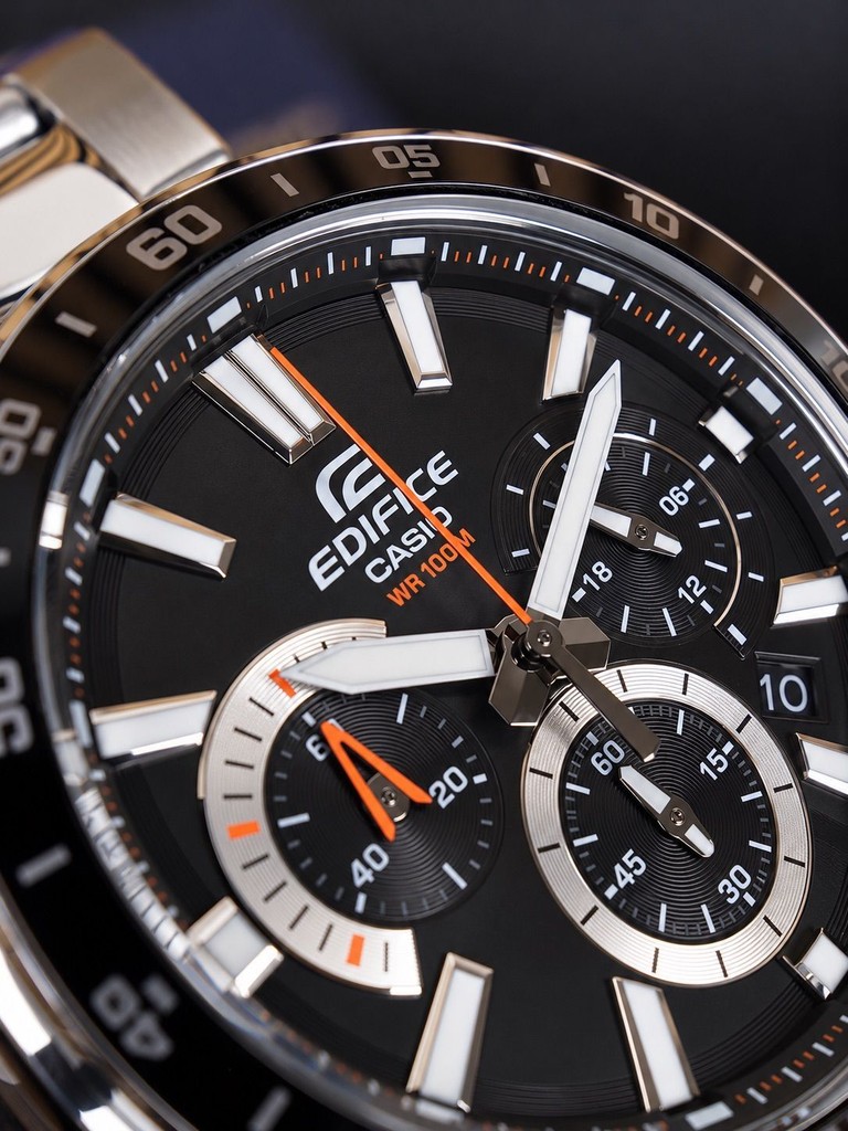 Купить Casio Edifice EFV-570D-1AVUEF Б/У