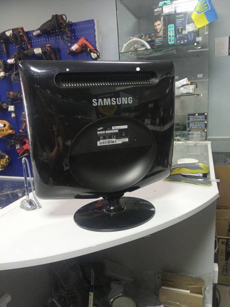 Samsung 932bf