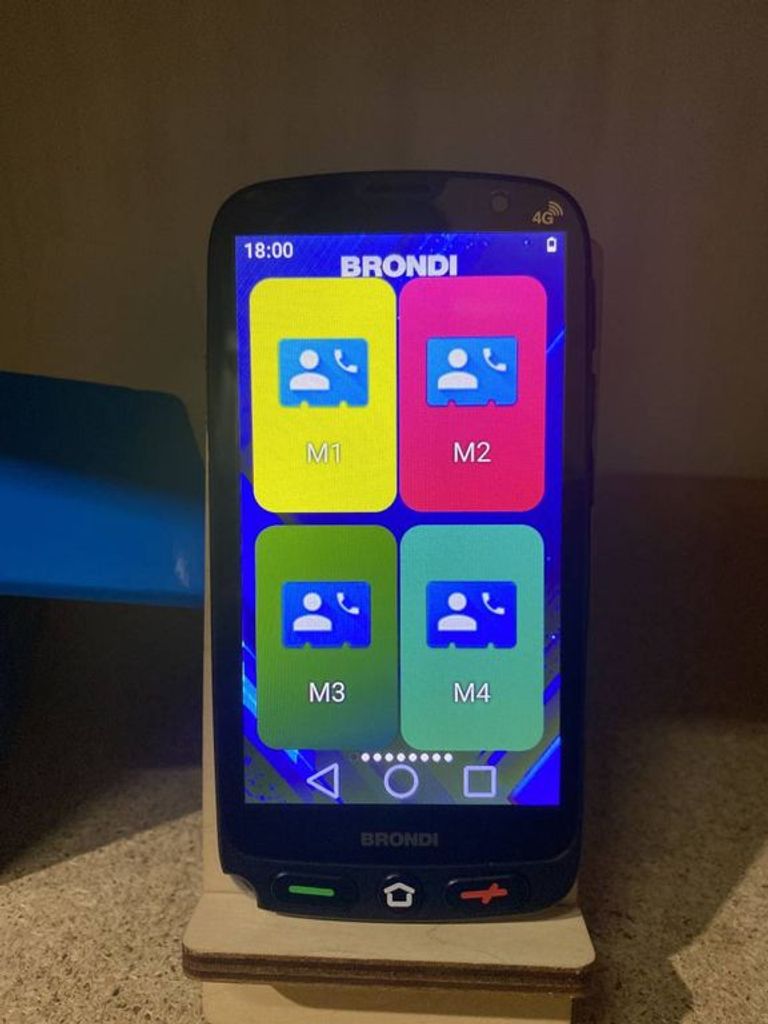 Дешево Brondi amico smartphone xs з ломбарду