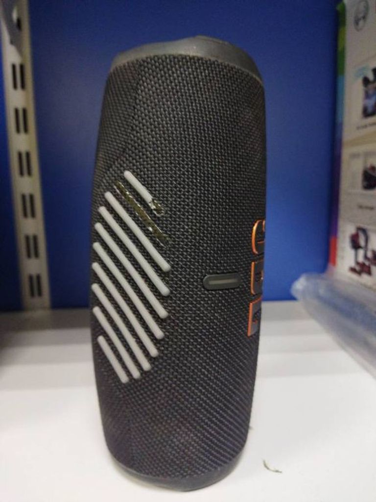 Дешиво Jbl charge 5 с ломбарда