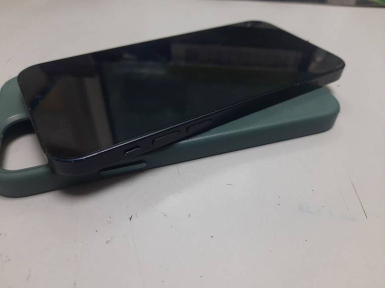 Apple iPhone 12 64GB (PRODUCT)RED Код:01-200042267. Зображення 5