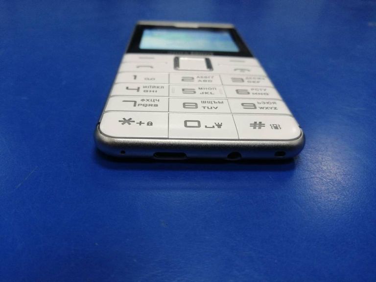 Дешиво Maxcom mm760 с ломбарда