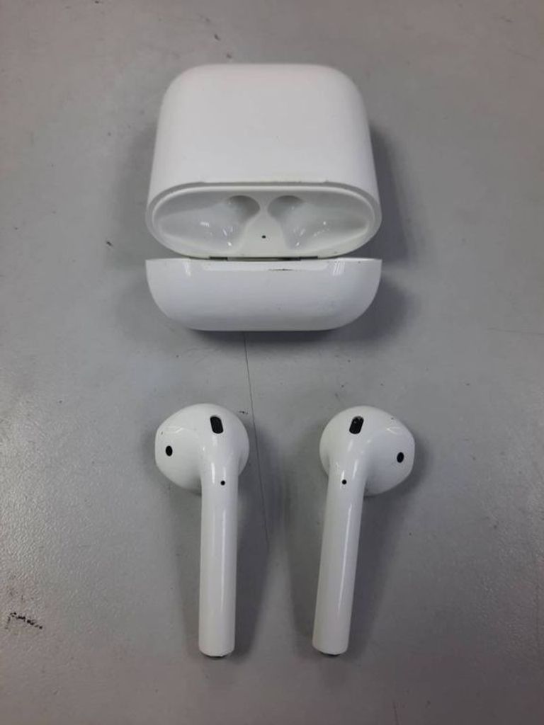 Дешиво Apple airpods 2 gen a1602.a2032+a2031 2019г. с ломбарда