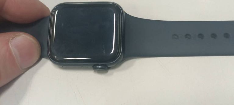 Apple watch se 2 gps 40mm aluminum case with sport