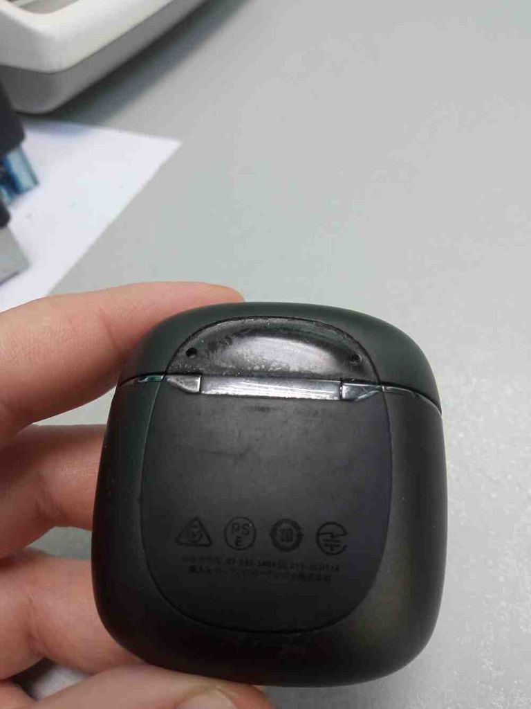 Объявление Jbl Tour Pro+ TWS Black (JBLTOURPROPTWSBLK) Б/У