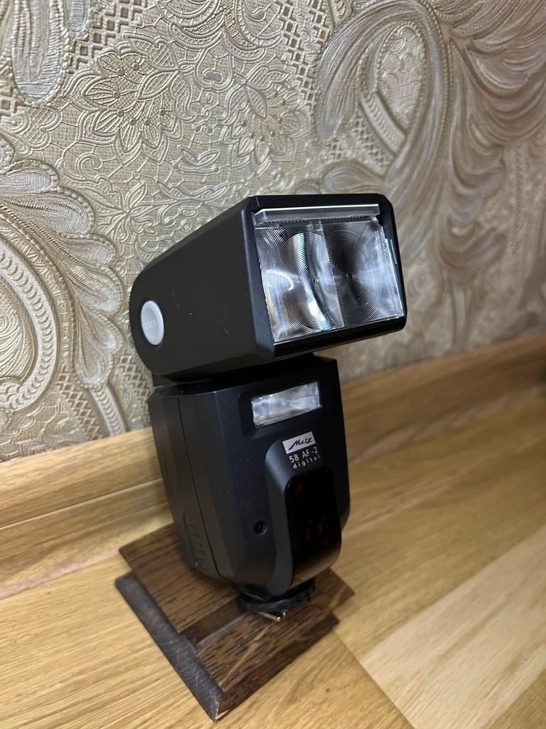 Дешиво Metz 58 AF-2 с ломбарда