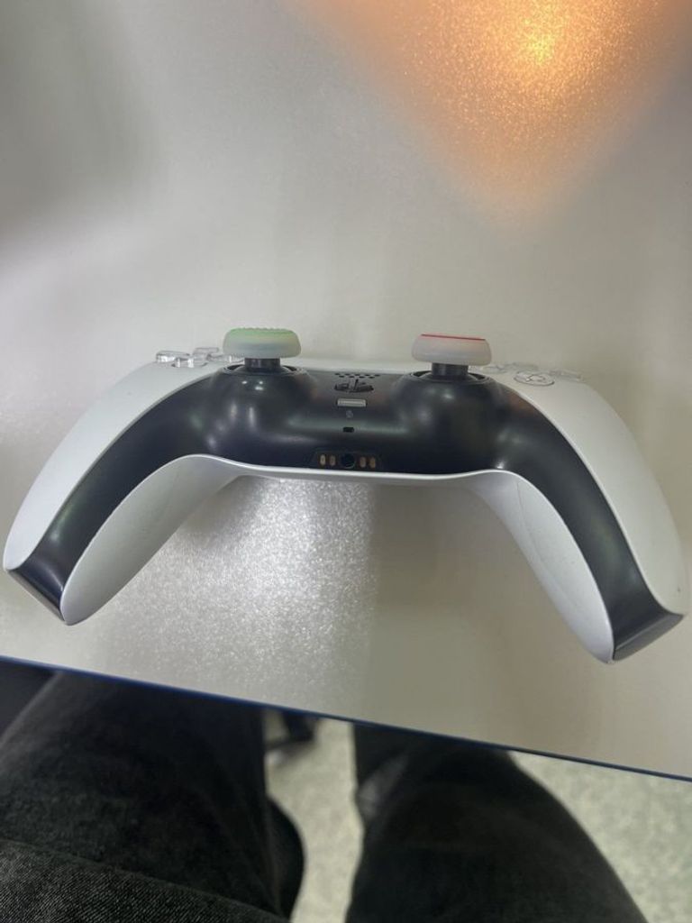 Дешево Sony DualSense Black з ломбарду