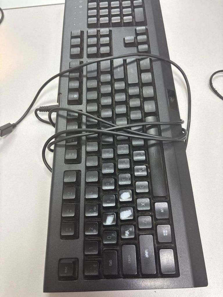 Дешево Razer cynosa lite chroma з ломбарду