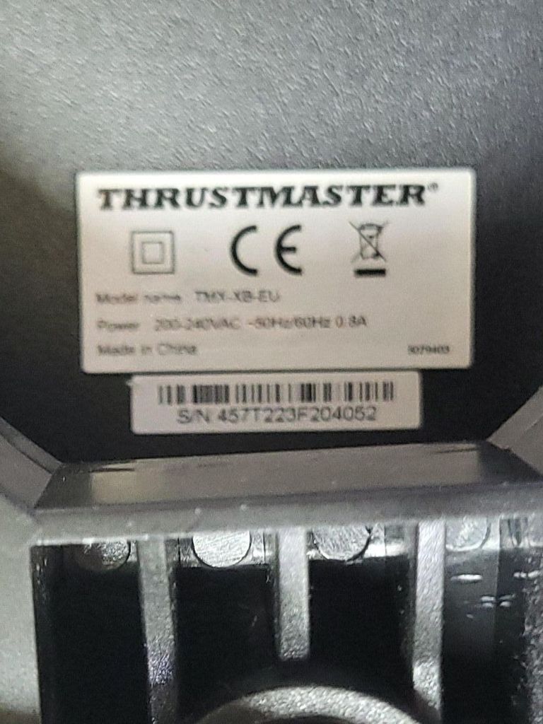 Дешиво Thrustmaster TMX Force Feedback (4460136) с ломбарда