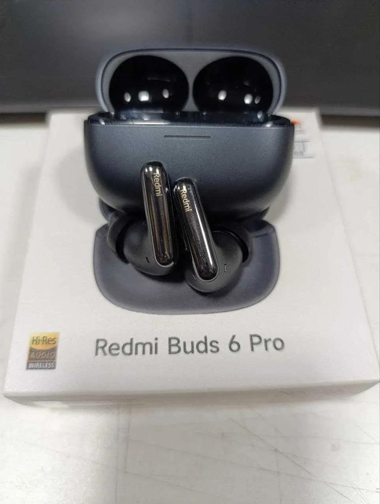 Redmi Buds 6 Pro (BHR9307GL) White, Black, Purple Код:null. Зображення 5