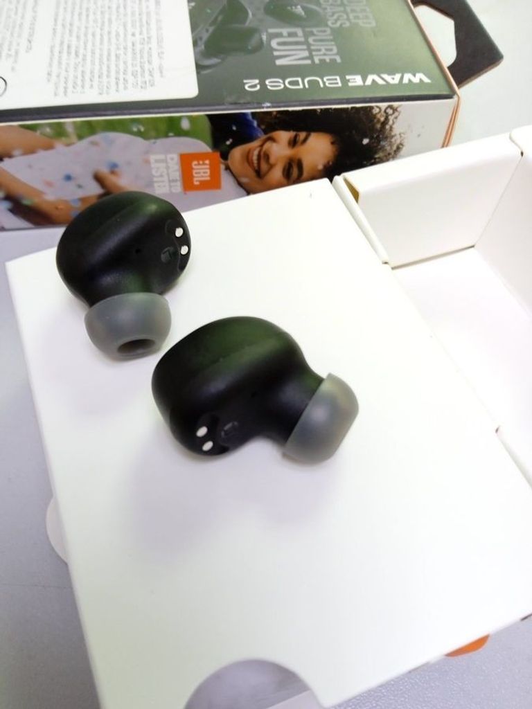 Дешиво Jbl wave buds 2 с ломбарда