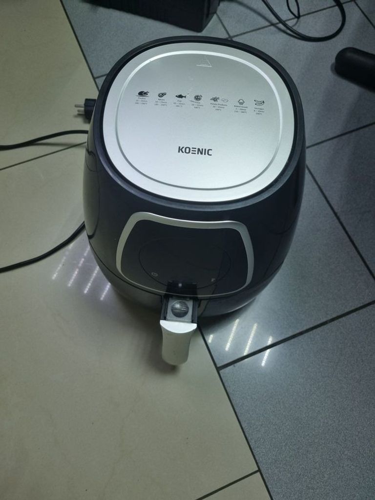 Дешево Koenic air flyer kaf 4110 b з ломбарду