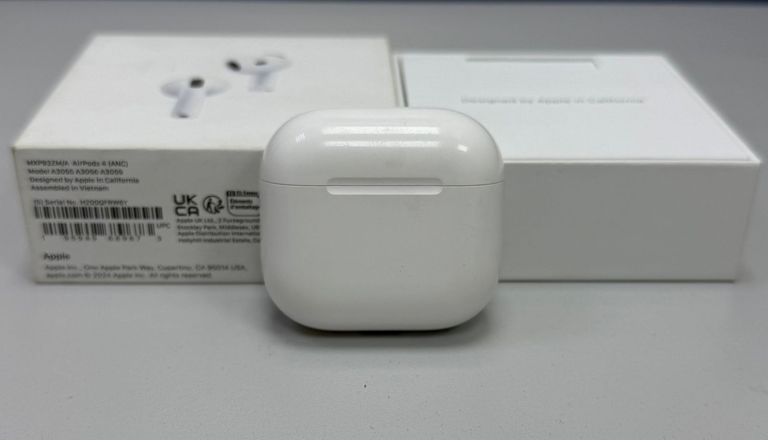Объявление Apple airpods 4 with active noise cancellation Б/У
