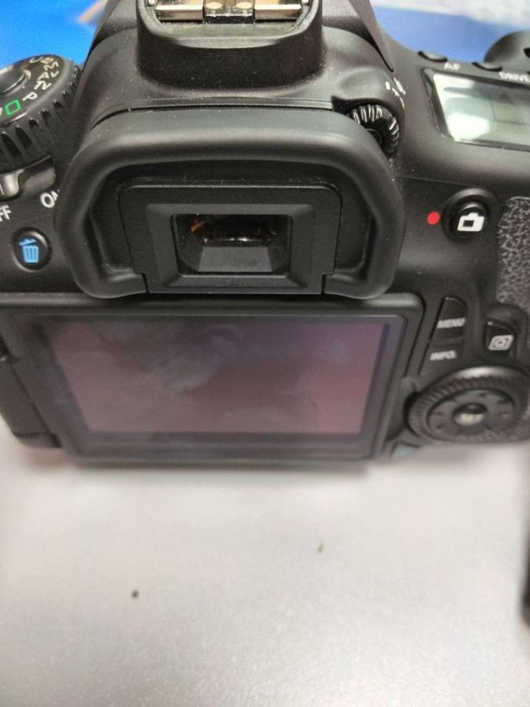 Оголошення Canon eos 60d body Б/У