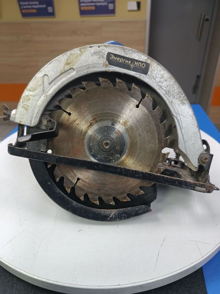 Дешево Енергія рц-180 з ломбарду