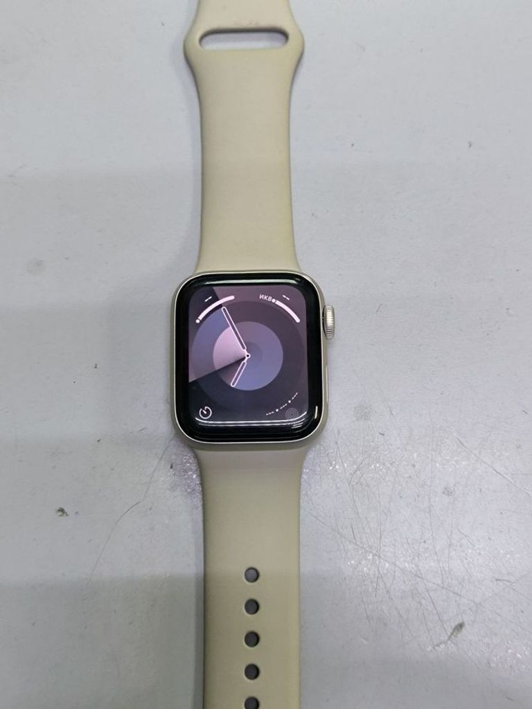 Оголошення Apple watch se 2 gps 40mm aluminium case Б/У