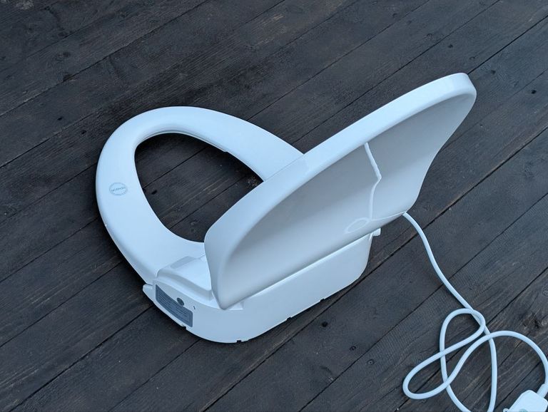 Дешиво Smart Toilet с ломбарда