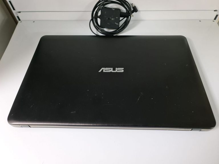 Купити Asus 15/celeron n3050 ddr3/2gb ddr3/hdd 500 gb/ssd *відсутній/*інтегрована Б/У