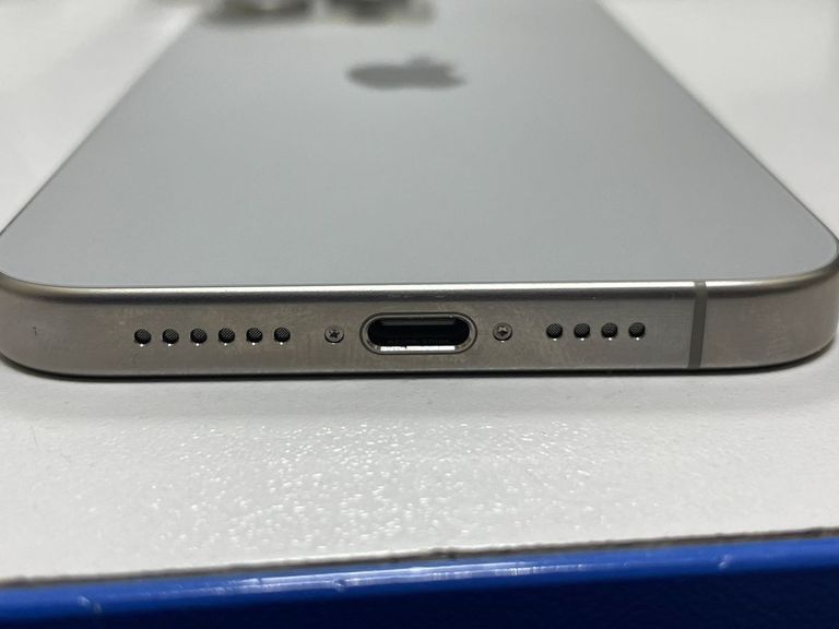 Оголошення Apple iPhone 15 Pro Max 256GB Blue Titanium (MU7A3) Б/У