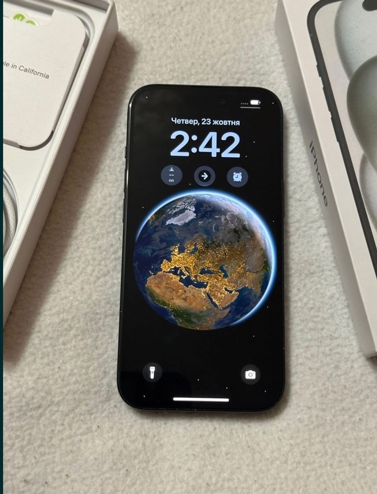 Купити Apple iPhone 15 128GB Black (MTP03) Б/У