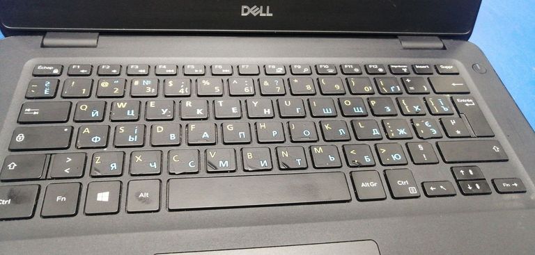 Dell 15/core i5 8365u ddr4/4gb ddr4/hdd *відсутній/ssd 128 gb/*інтегрована Код:01-200805230. Изображение 5