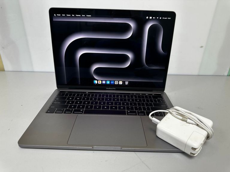 Купить Apple a1706 macbook pro 13,3" core i5 3.1ghz /ram 8gb /ssd 256/ gpu intel iris plus 650 1536mb Б/У