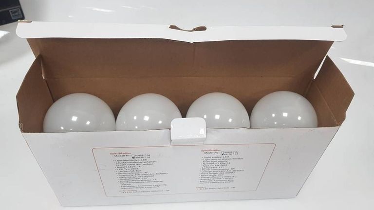 Дешиво Kwmmobile e27 с ломбарда