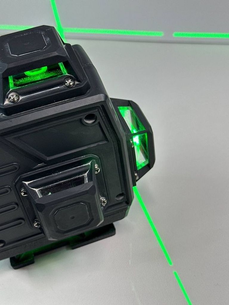 Дешево Dnipro-M ml-816g з ломбарду