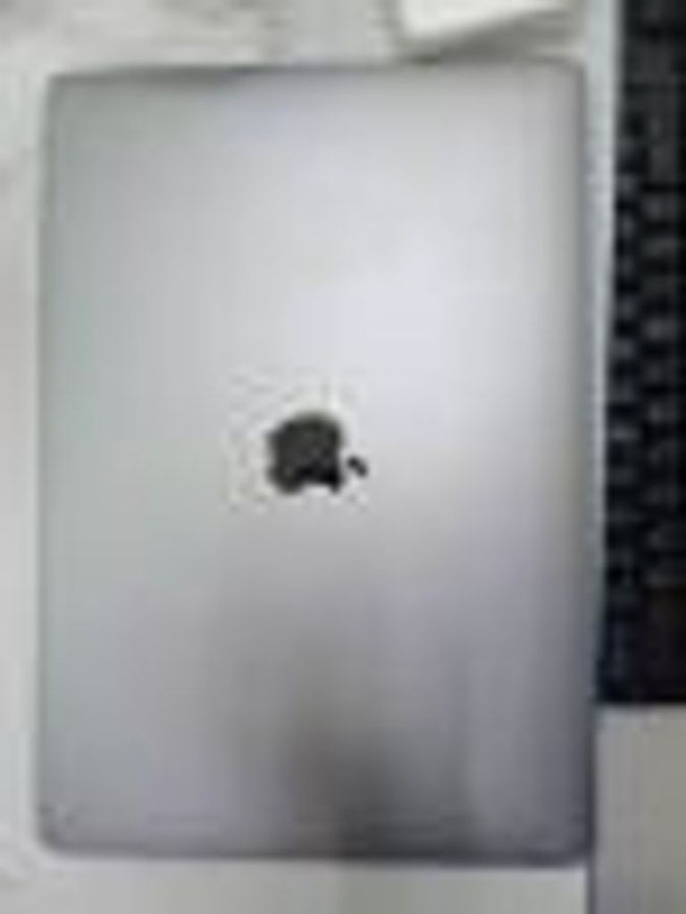 Дешево Apple a2338 macbook pro 13,3" m1 8-gpu/ ram8gb/ ssd256gb/ retina, truetone, touch bar з ломбарду