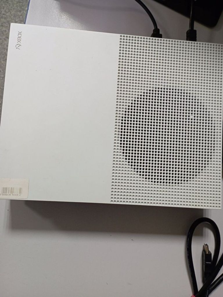 Распродажа Microsoft Xbox One S 500GB, продавец Техноскарб