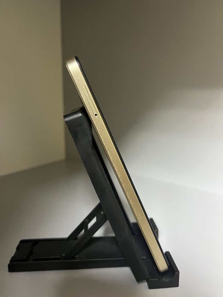 Розпродаж Tecno spark 20c bg7n 8/128gb, продавець Техноскарб